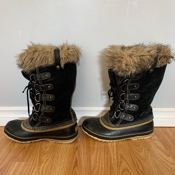 Sorel Shoes - Sorel Joan of Arctic size 8